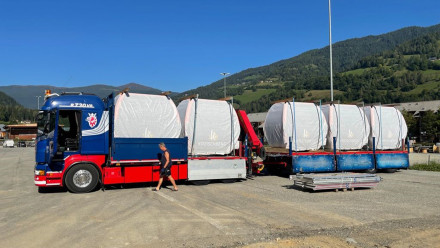 Die ersten Gondeln sind da!